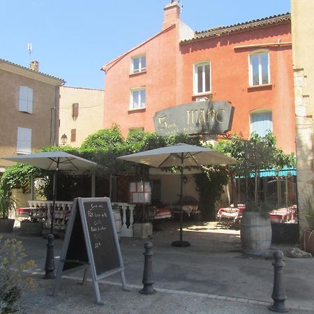 Hotel Restaurant Le Saint Marc Aups Εξωτερικό φωτογραφία